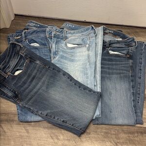 American Eagle Outfitters Women's Blue Jeans- 6 short (4 pairs)